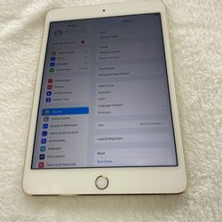 Like New iPad Mini 4 