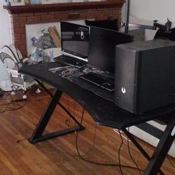 Full Streamer Setup Radeon 6800rx Xt  Ryzen 7 5 Series 1080 165hz Monitor And Rode Mic