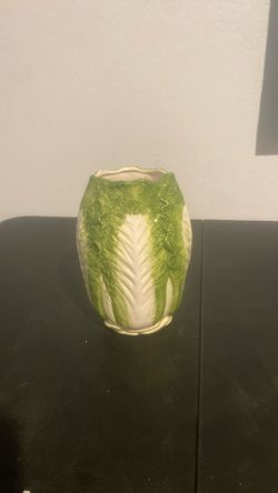 Lettuce Leaf Vase