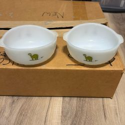 Lot Of 2 Vintage Fire King Bowls