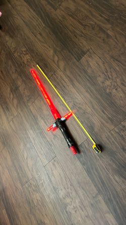 Disney /Halloween accessories Star Wars sword noises light up/Princess aurora crowns and/ Peter Pan hard  plastic knefe come with noises up/ghoust lan