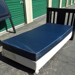 TWIN XL BED FRAME WITH HEADBOARD AND MATTRESS 