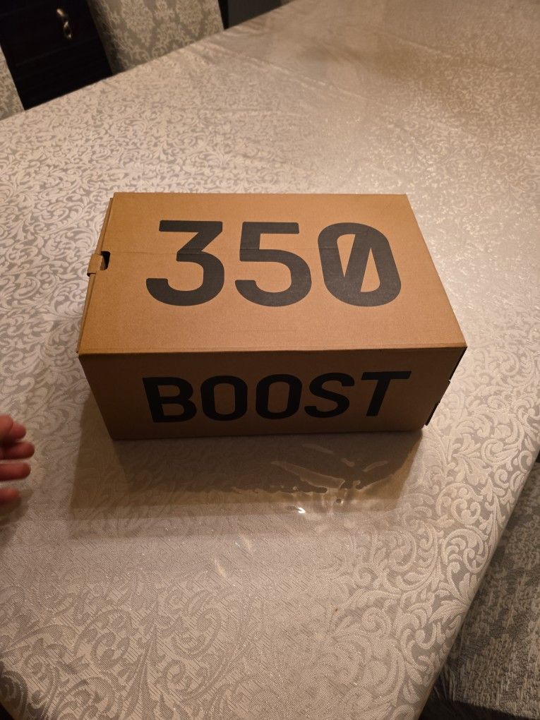 Yeezy 350 V3 YESHRF Pure BLACK