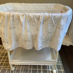 Unisex Baby Bassinet 