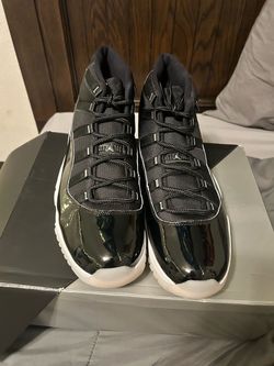 Air Jordan 11 Retro - SIZE 16