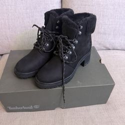 Timberland Women’s Kinsley Boot (new) Size 6