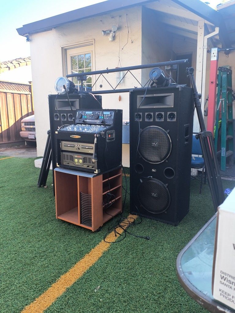 Sistema De Sonido