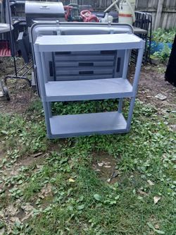 Heavy Duty Plastic Shelf With 3 shelves like New