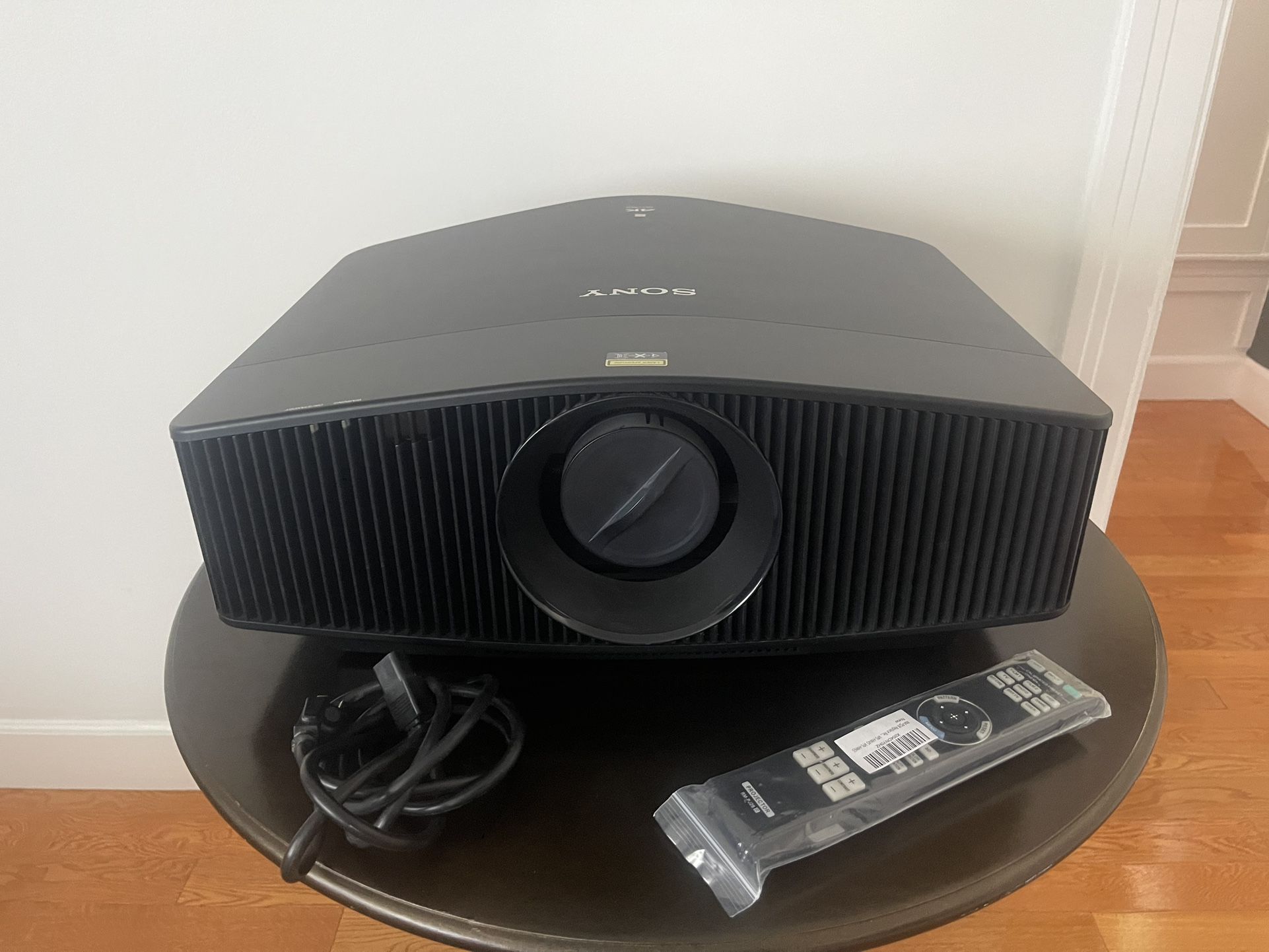 4k Projector VPL VW915ES
