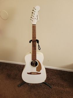 Fender Malibu Player Acoustic-Electric Guitar (Arctic Gold) + Gig Bag -