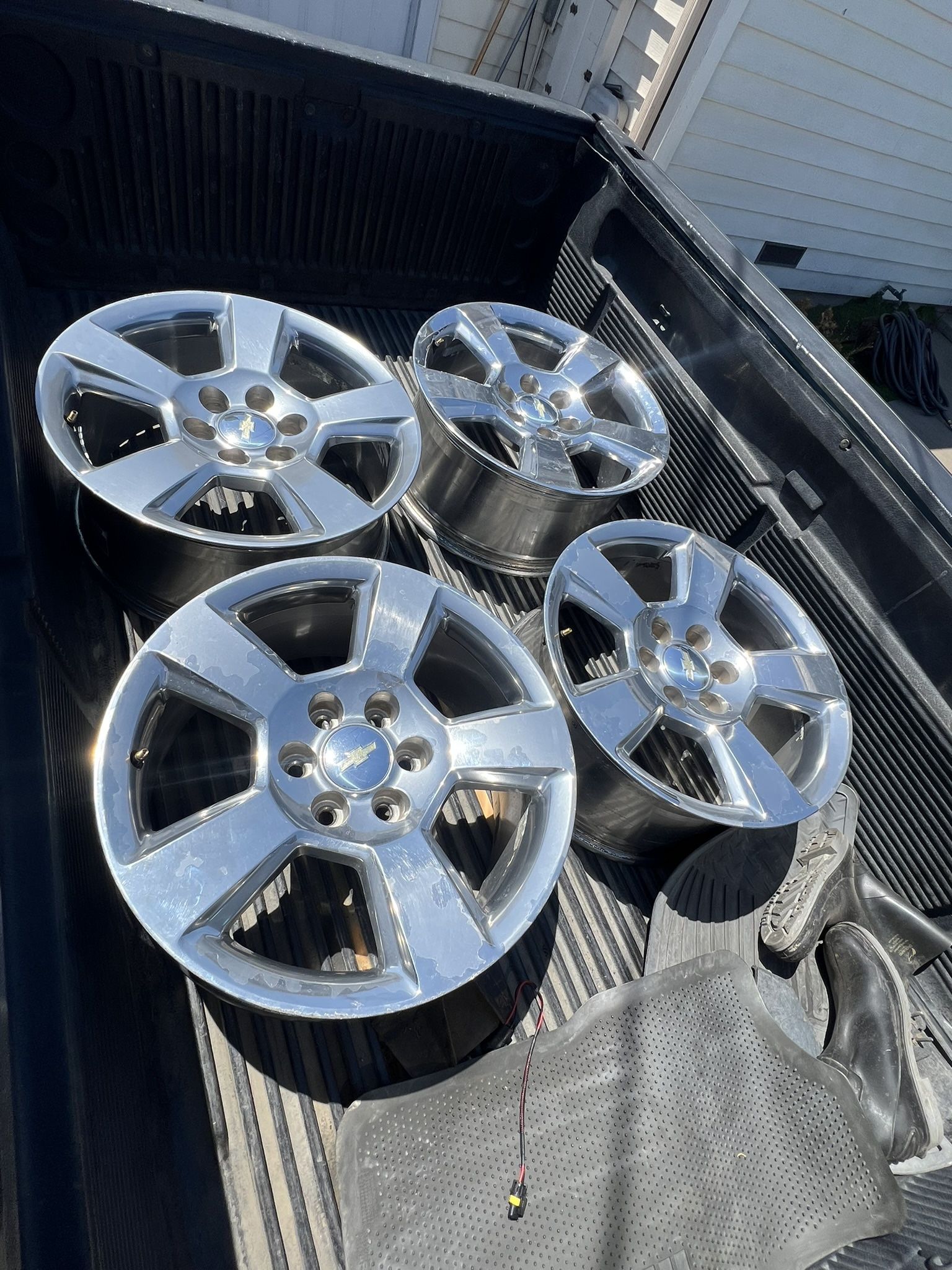 20” Silverado Ltz Oem Wheels
