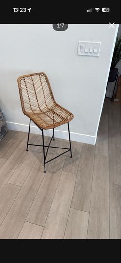 3 Natural Wicker Loren Counter Stools
