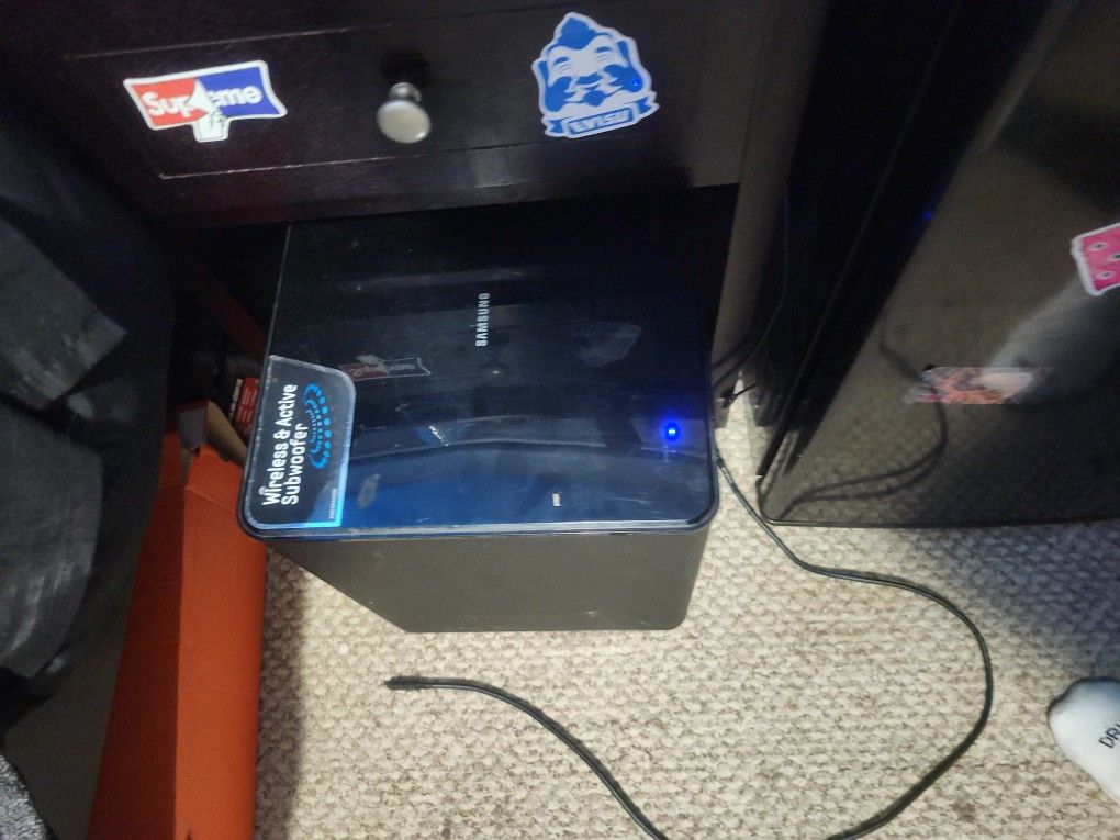 Surround Sound(bar and sub)