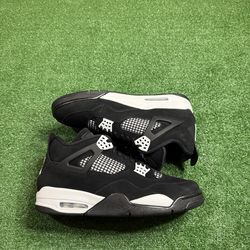 Jordan 4 White Thunder