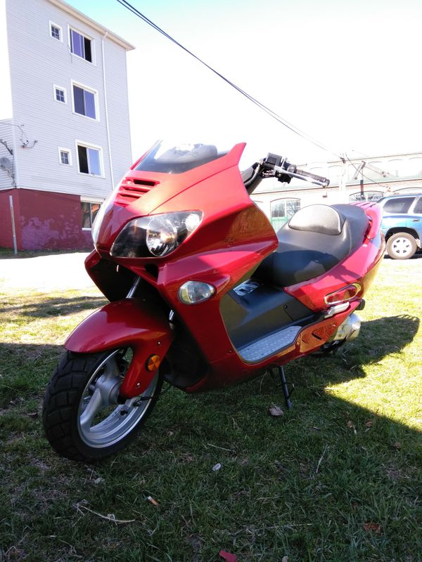 2014 Jonway 250cc scooter for Sale in Worcester, MA OfferUp