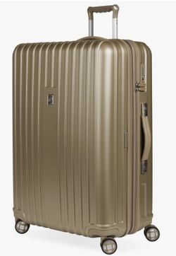 SwissGear 7910 Hardside Expandable Luggage with Spinner Wheels, TSA Lock and USB