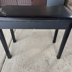 Free piano Bench