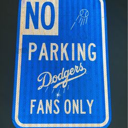Los Angeles Dogders No Parking Sign