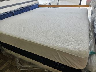Mattress and box spring king size