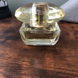 Versace , Yellow Diamond 