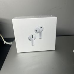 Airpod 3 Pro’s (noise cancellation)