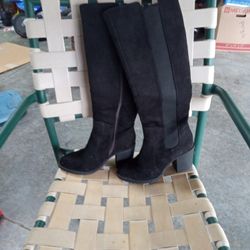 Women's Size 8 Boots 