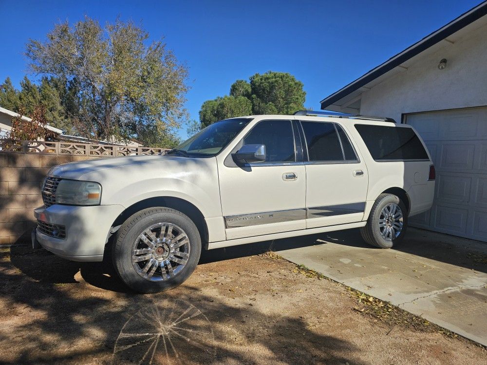 2008 Lincoln Navigator