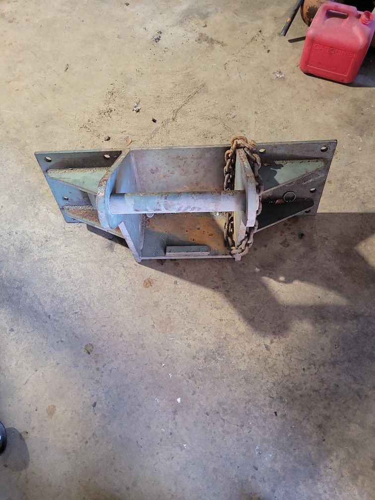 GEHL RS6 AUGER MOUNT