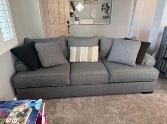 Jerome’s furniture Brooklyn couch