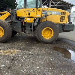 Komatsu Loader  Wa200