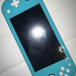 Nintendo Switch Lite 32GB Console - Turquoise With Case and Charger