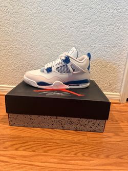 Jordan 4 military blue size 10.5