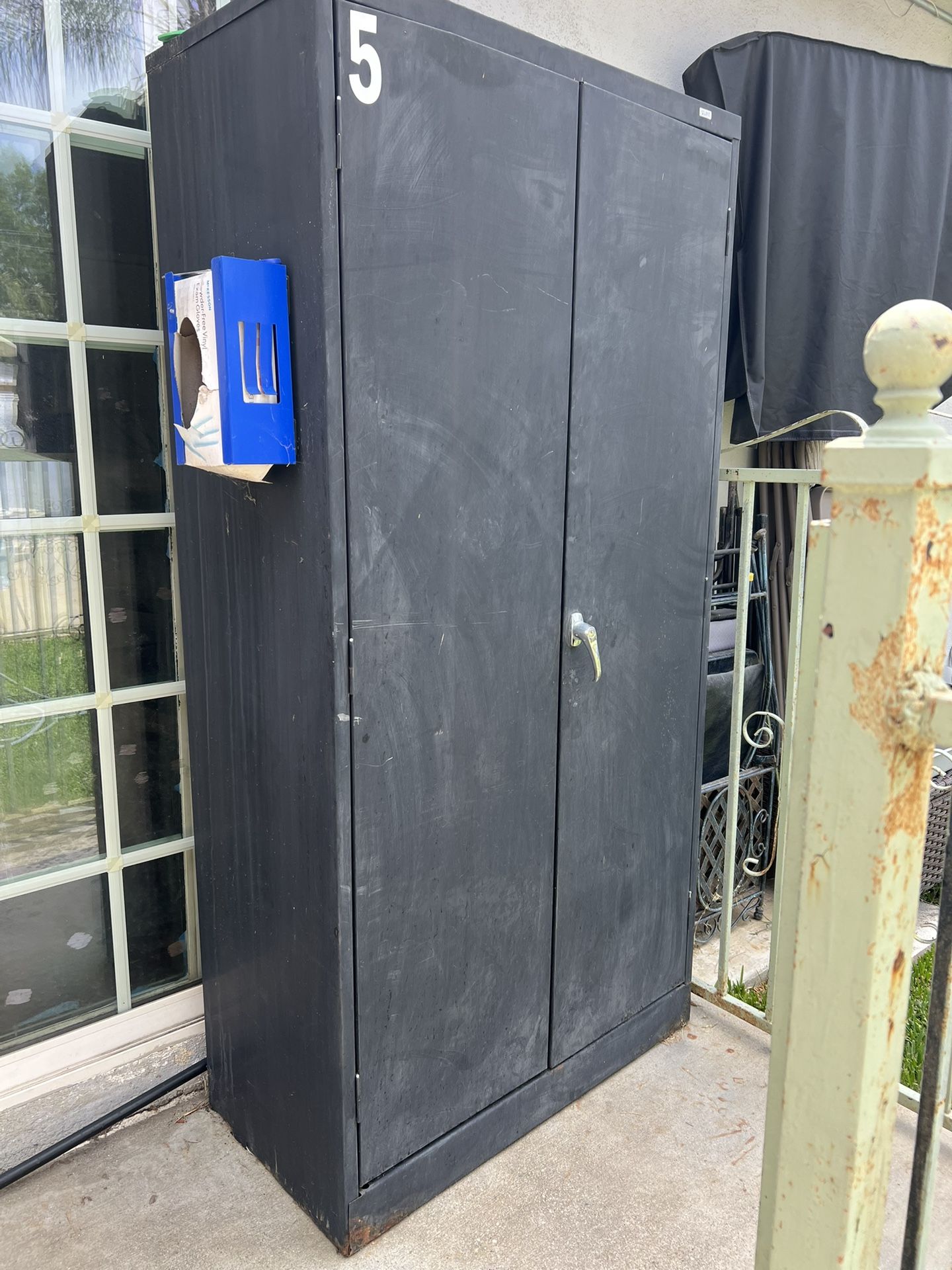 Metal Cabinet Shelve