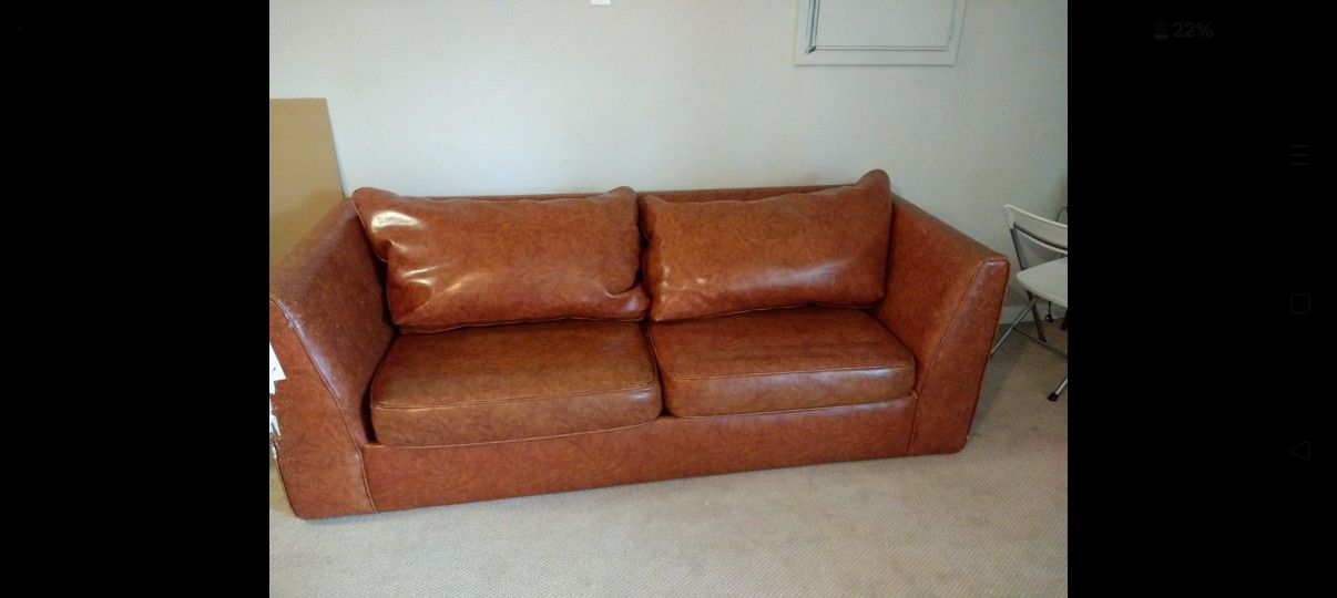 Free Sofa