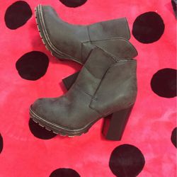 Women’s Grey Boots