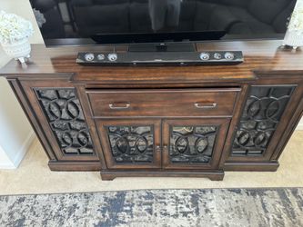 TV stand