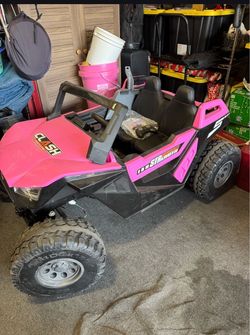 Two seater kids truck with optional remote.