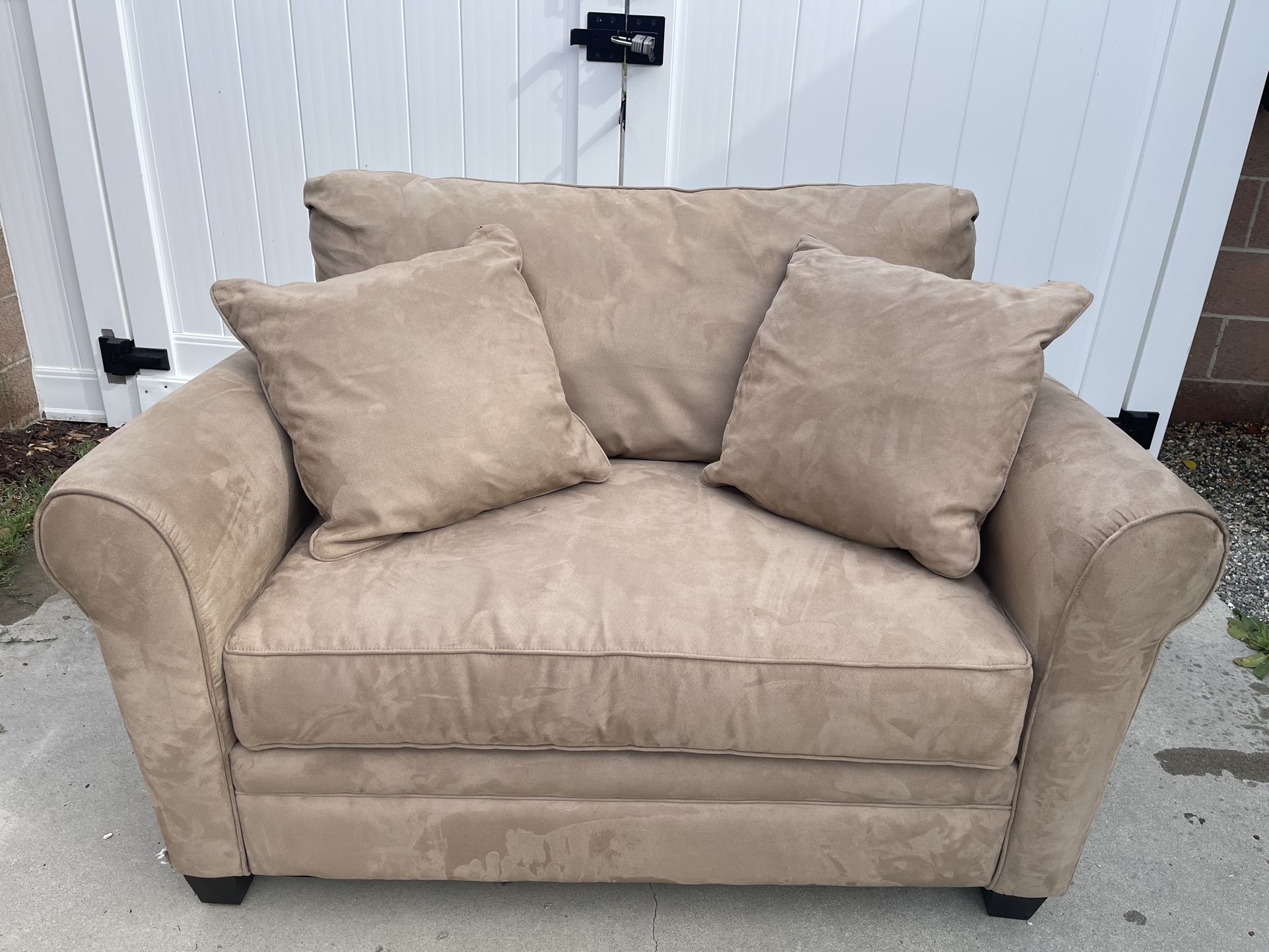 Twin Sleeper Chair/Bed With Rolled Arms