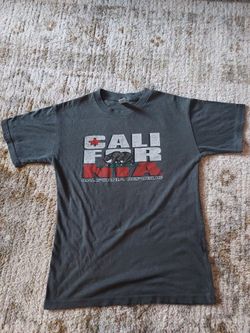 Design By Humans California  Charcoal Heather Gray Graphic T-Shirt
