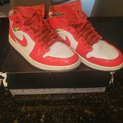 Nike Jordan 1 Mid SE Barcelona Sweater Size 11 Red