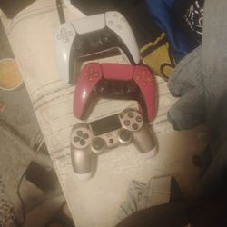 PS5 Controllers And One Ps4