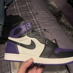 Jordan 1 Court Purple