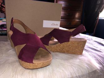 Clark’s size 9.5 wedge sandal