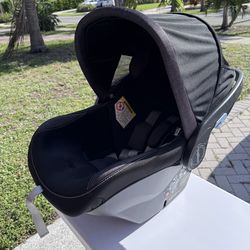Peg Perego Primo Viaggio Infant Car Seat and 2 Bases