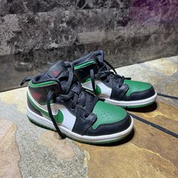 Nike Air Jordan 1 Mid Black Green White US Size 10C Toddler Youth