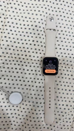 Apple Watch SE3 Cellular