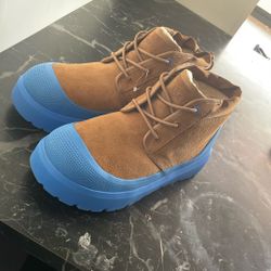 Ugg Neumel Hybrid Boot “ChestnutSky” Edition 