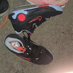 Nike Trey 5x Basketball Shoes 