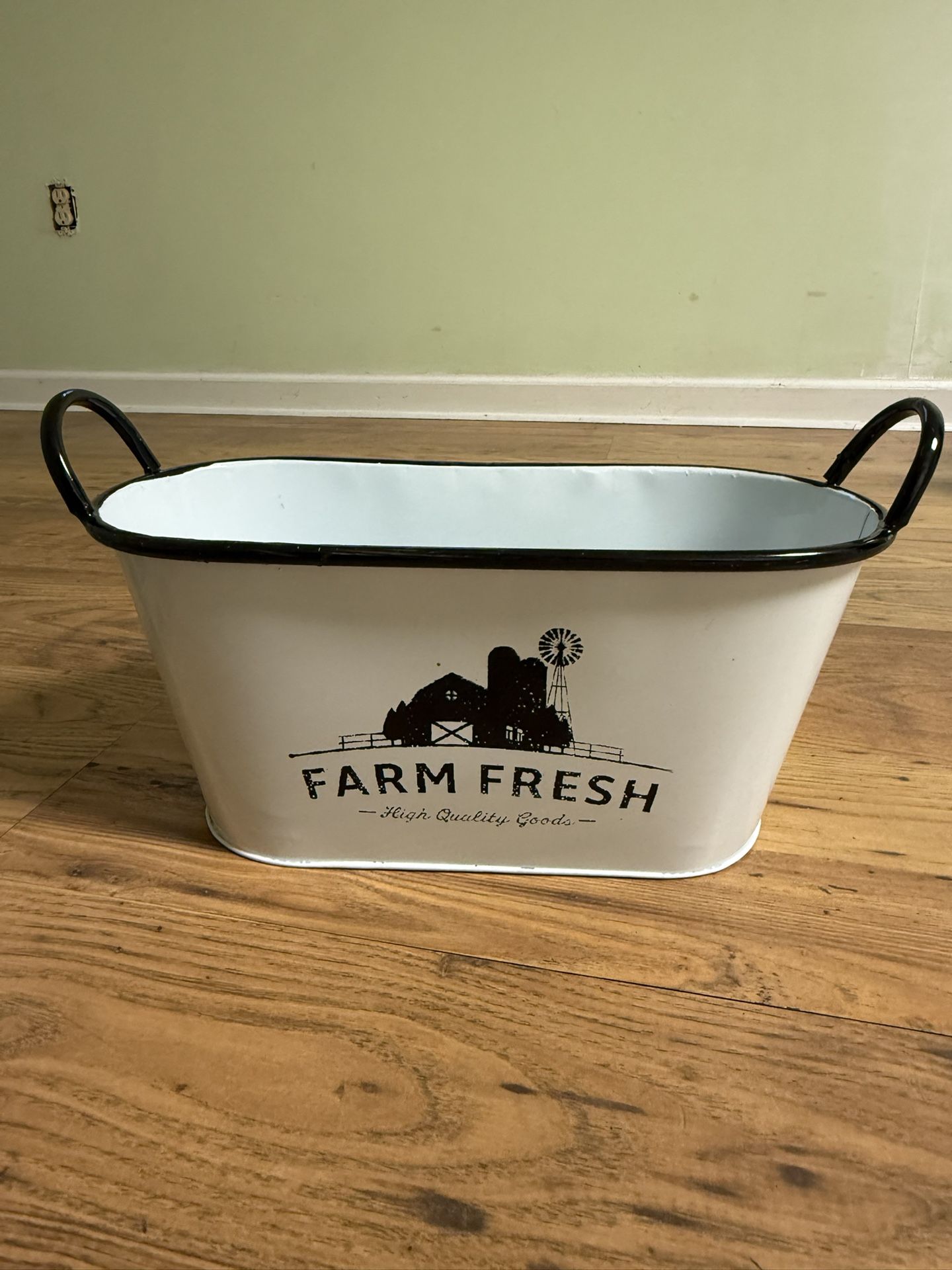 Farm Fresh Bucket