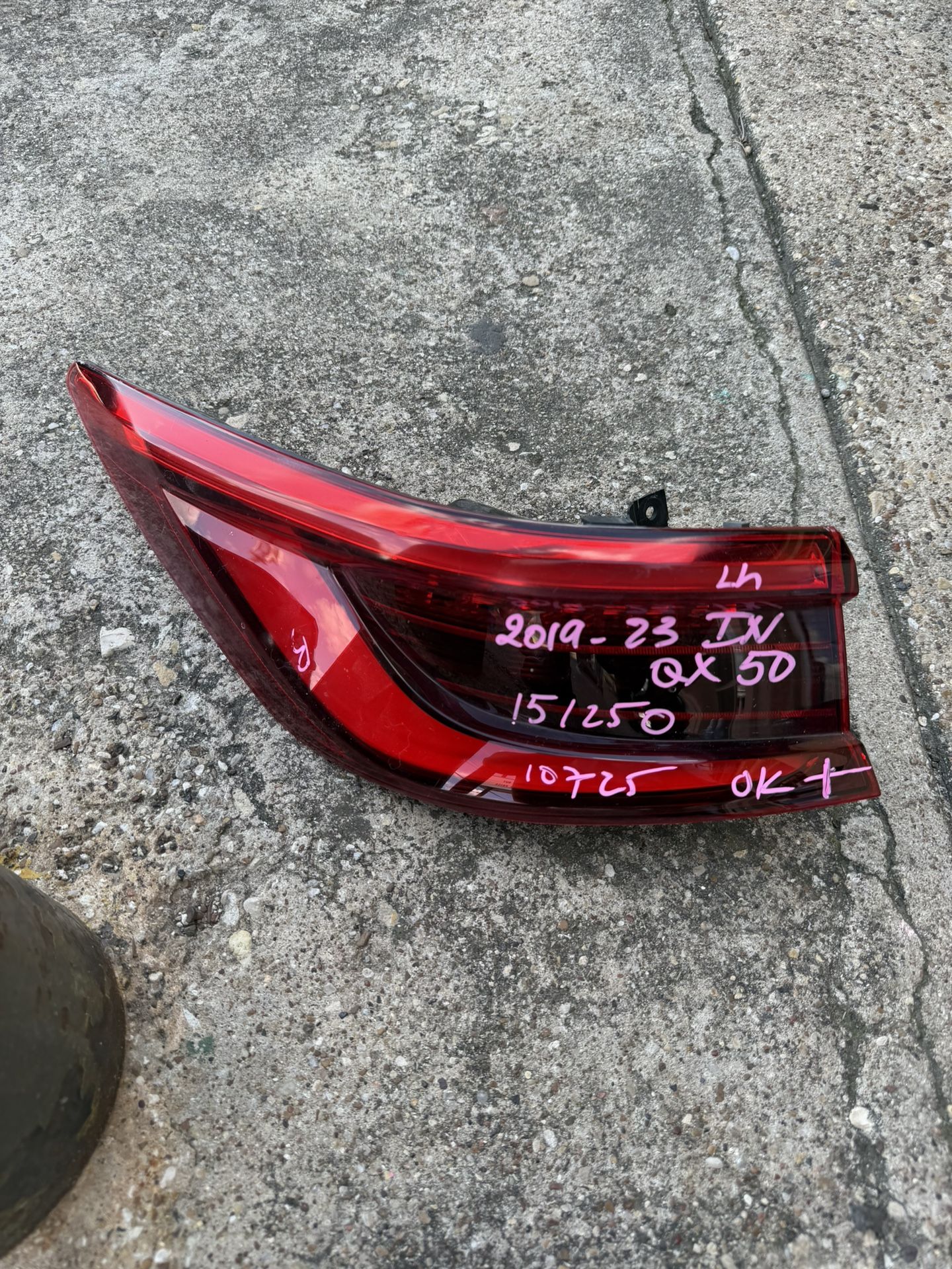 2023 Infiniti Qx50 Left Taillight 